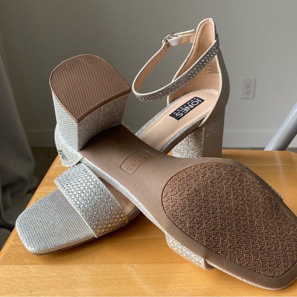 Jones New York rhinestone shoes SZ 9.5 - Picture 6 of 11